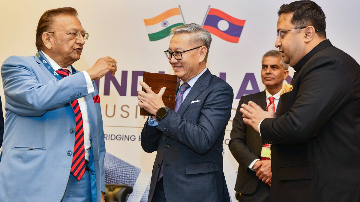Laos deputy PM attends India-Laos Business Forum in New Delhi