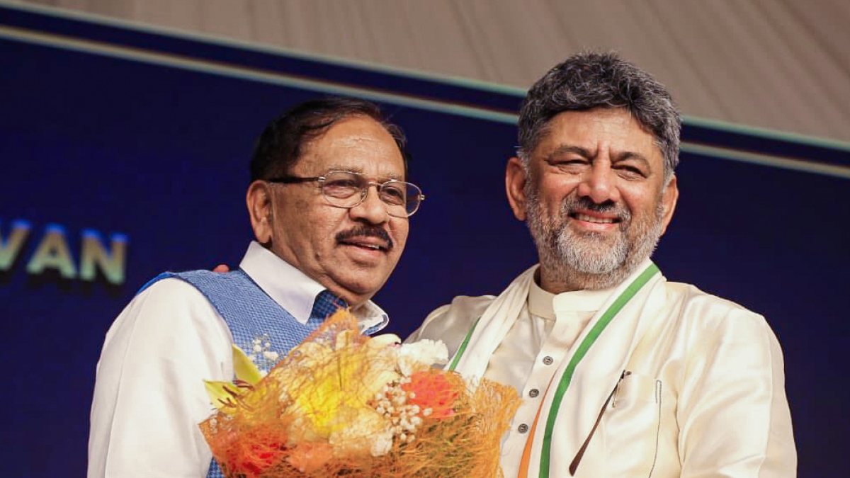 Newly sworn-in Karnataka Chief Minister DK Shivakumar congratulates senior…
