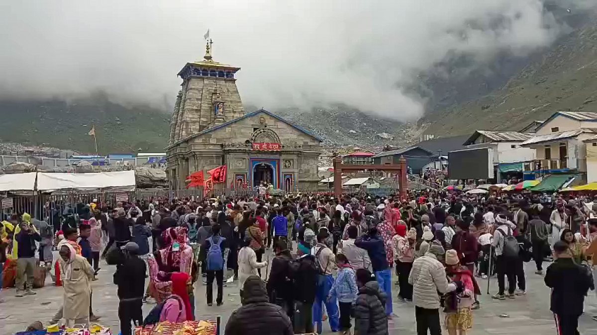 Devotees throng Kedarnath Dham for darshan in Rudraprayag