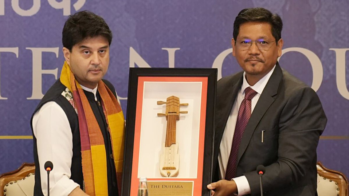 Meghalaya CM Sangma felicitates Union Minister Scindia at NEC session