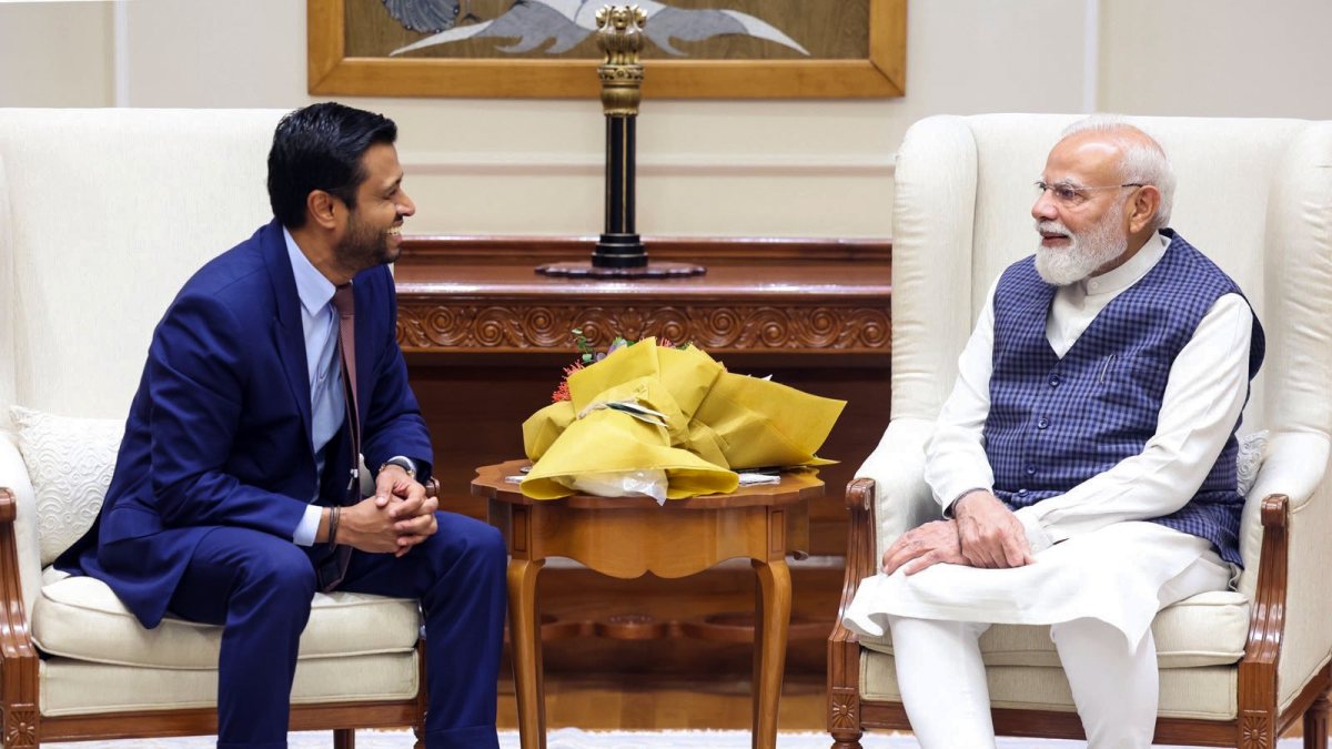 Prime Minister Narendra Modi meets AirTrunk CEO Robin Khuda, in New Delhi on…