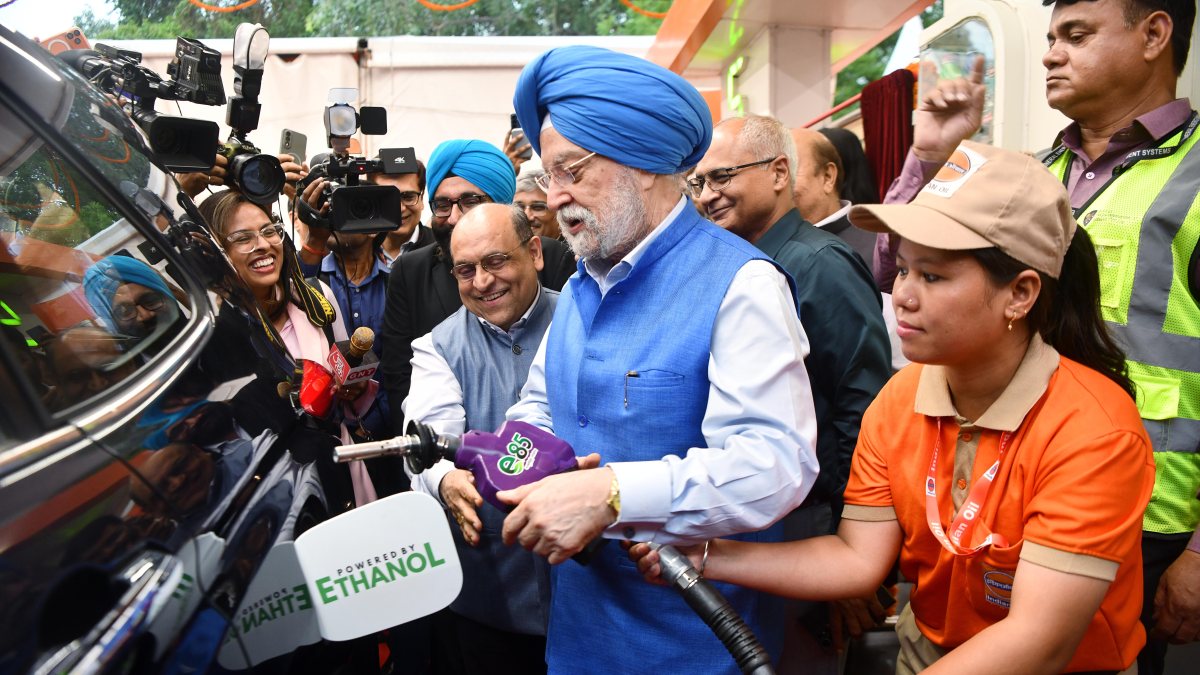 Union minister launches E85 fuel at Delhi petrol pump