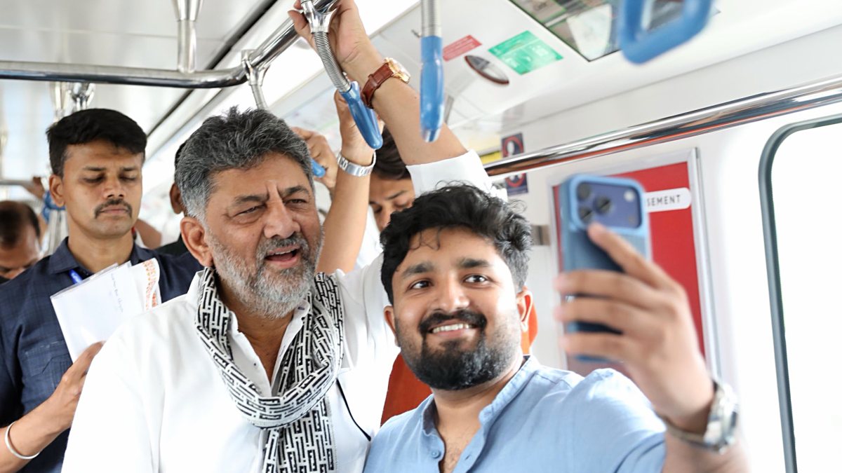 Karnataka CM DK Shivakumar takes selfie with commuter on Namma Metro