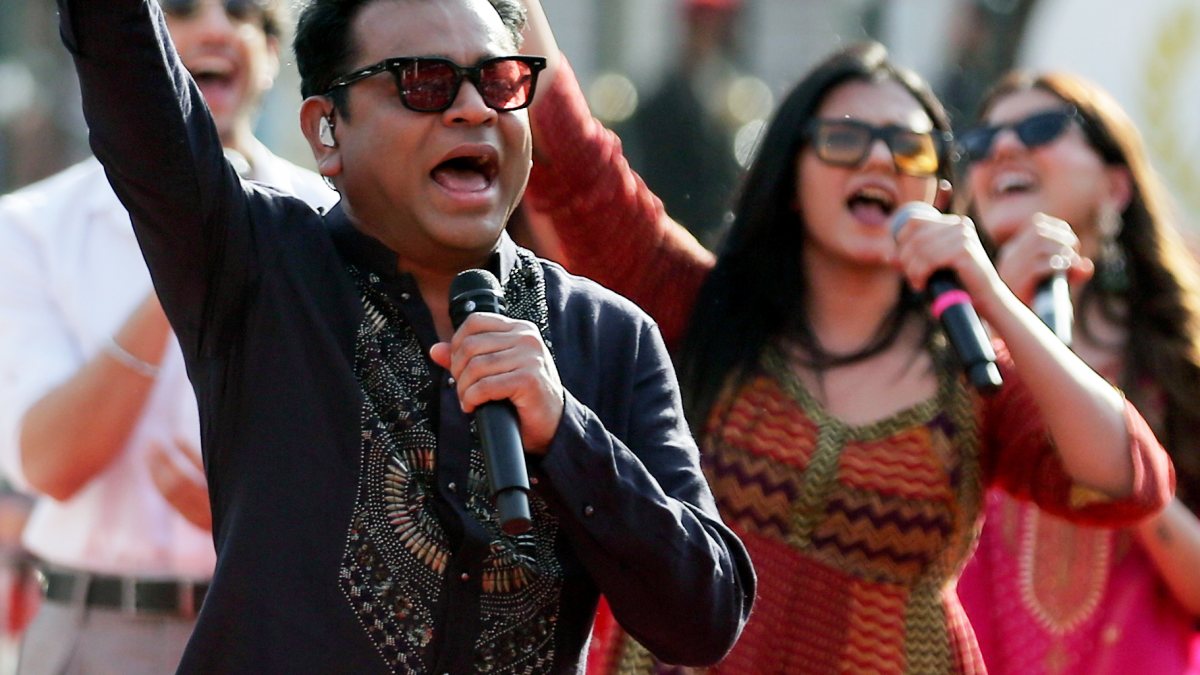 A R Rahman sings at Attari-Wagah border for film promotion