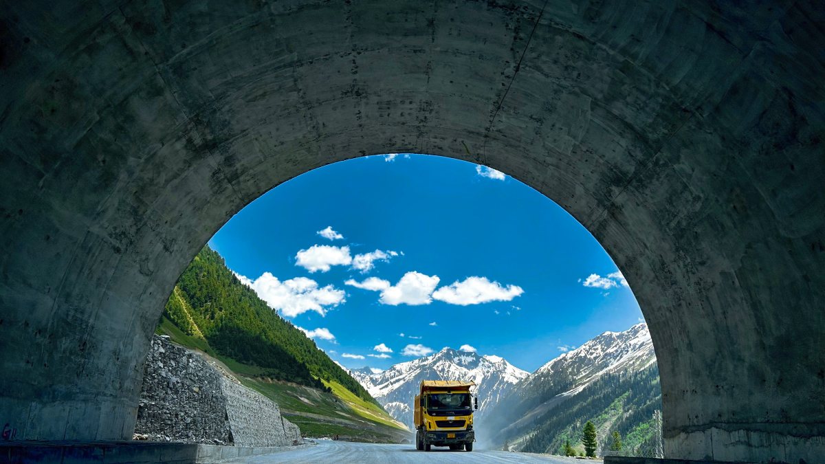 World’s longest high-altitude bi-directional road tunnel opens in Zojila