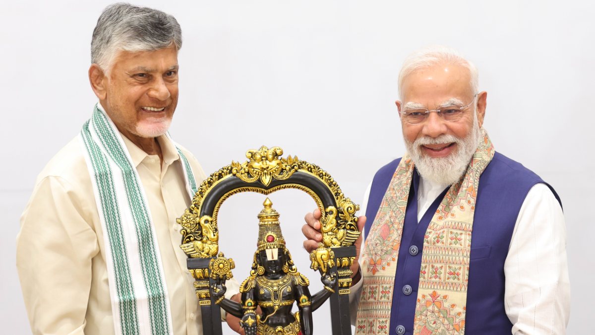 Naidu congratulates Modi on becoming longest-serving PM