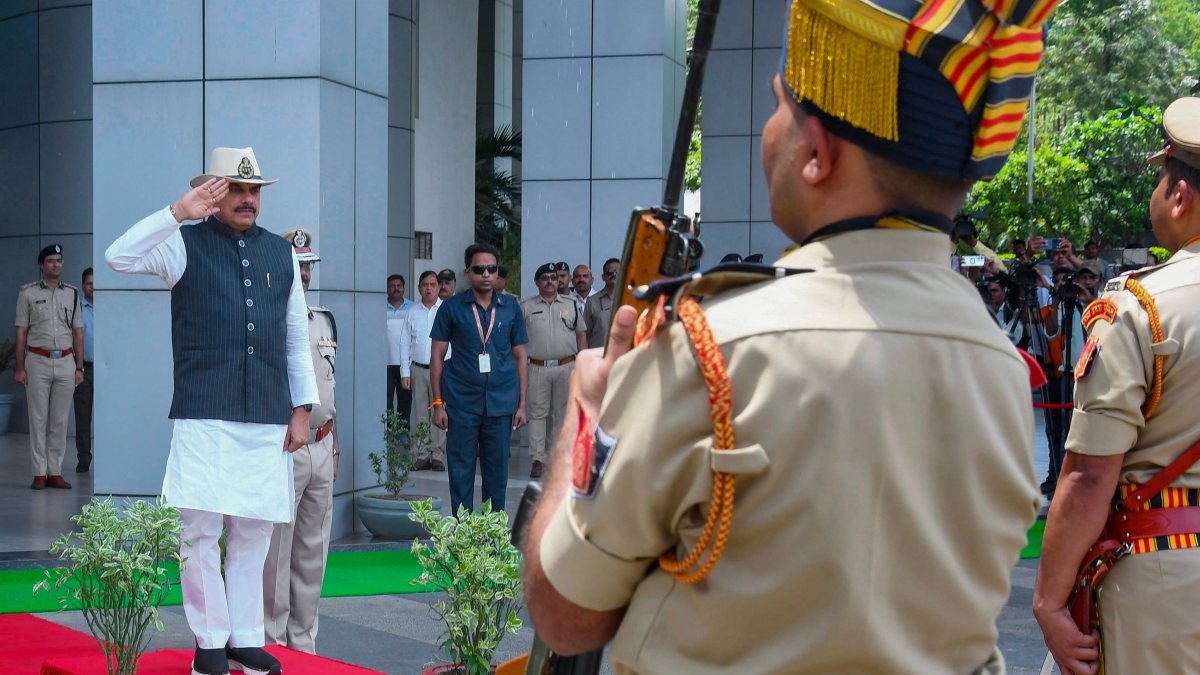 Madhya Pradesh CM Mohan Yadav receives Guard of Honour at police meet