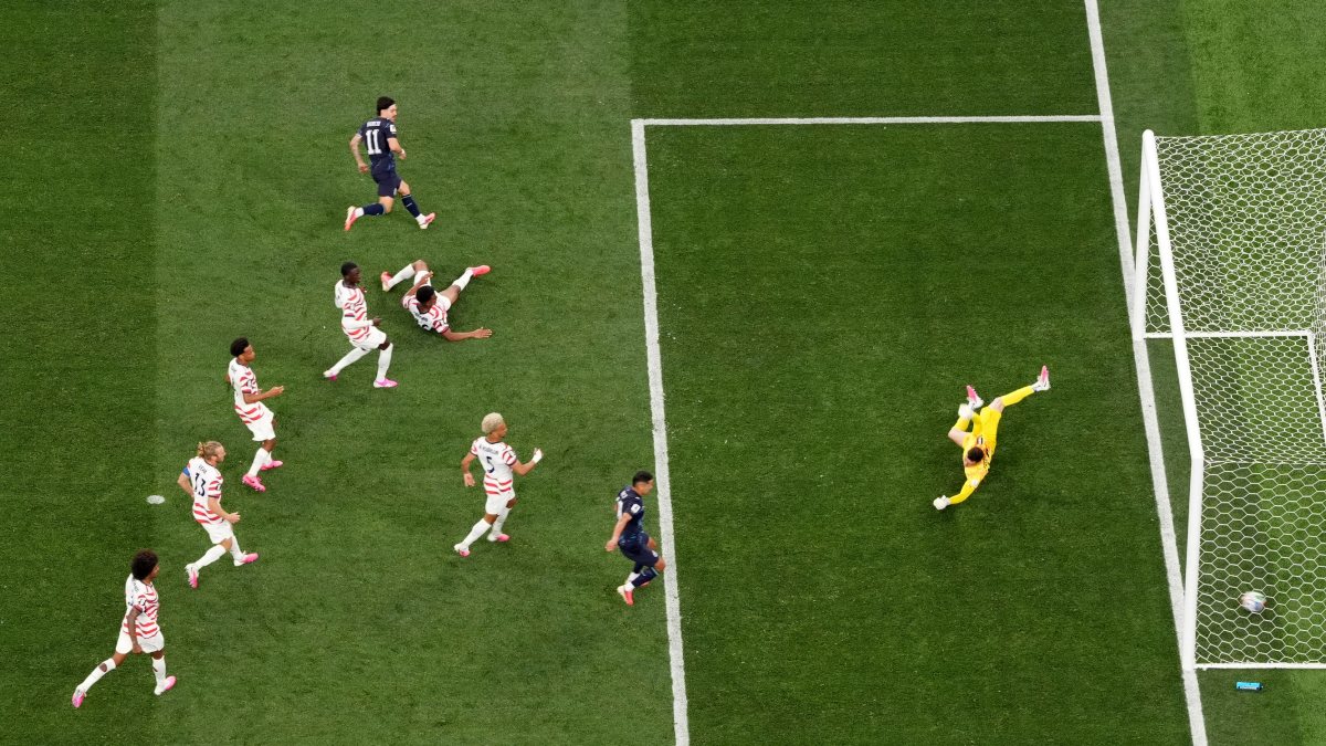 Soccer Football - FIFA World Cup 2026 - Group D - United States v Paraguay…