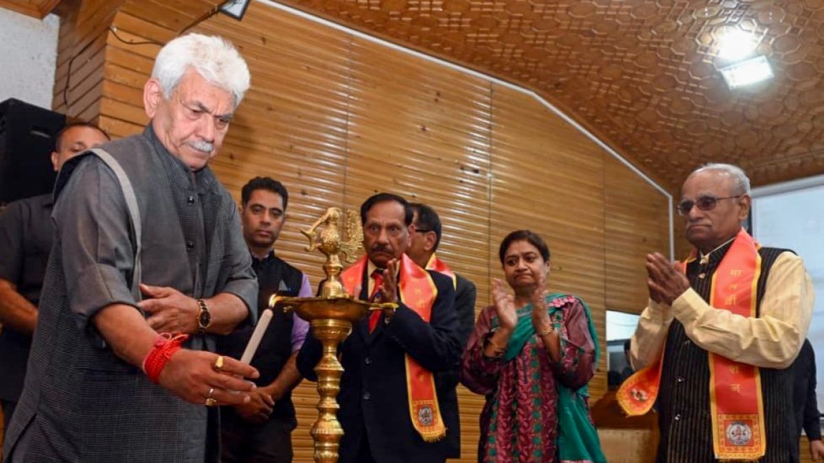J-K LG Manoj Sinha launches e-edition of Malaviya's works