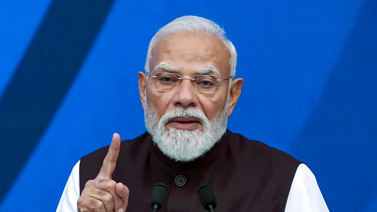 Modi inaugurates 'Bharat Innovates' event in Nice