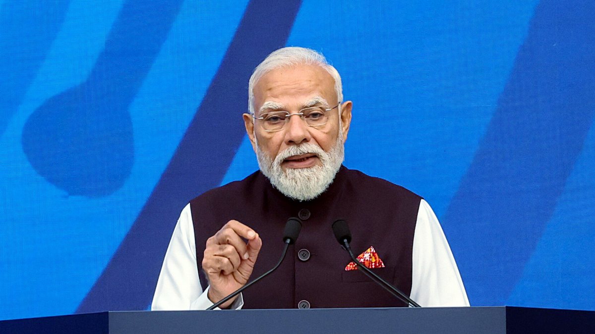 Modi inaugurates 'Bharat Innovates' event in Nice