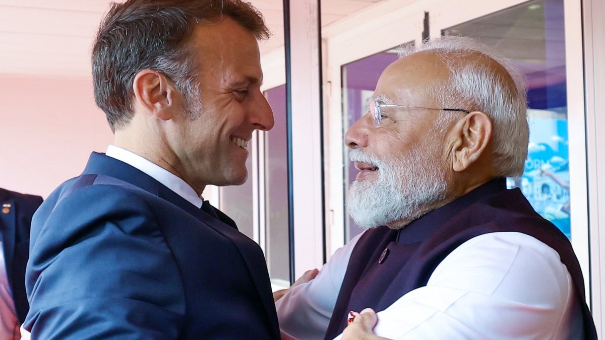 Macron welcomes PM Modi with a hug in Nice