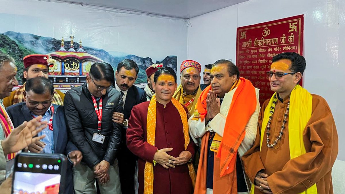 Mukesh Ambani visits Badrinath Dham in Chamoli