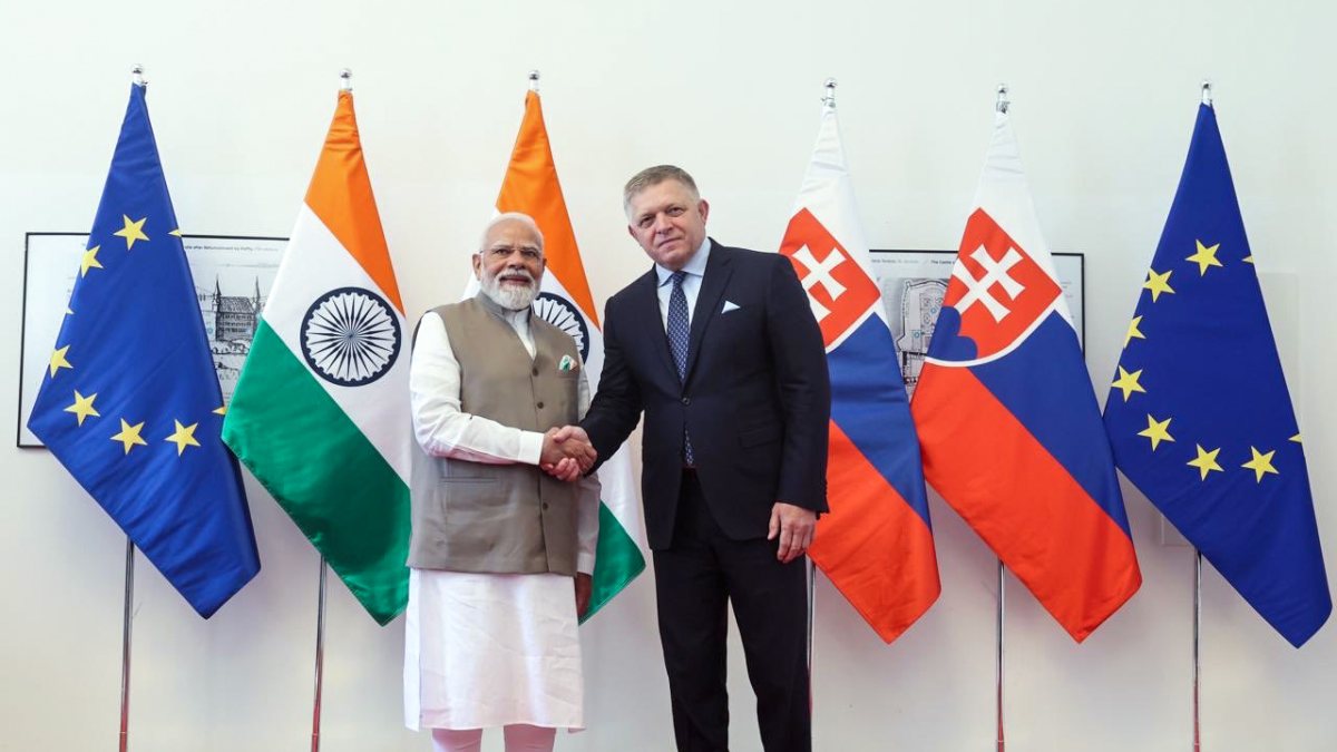 Modi meets Slovak PM Fico at Bratislava Castle