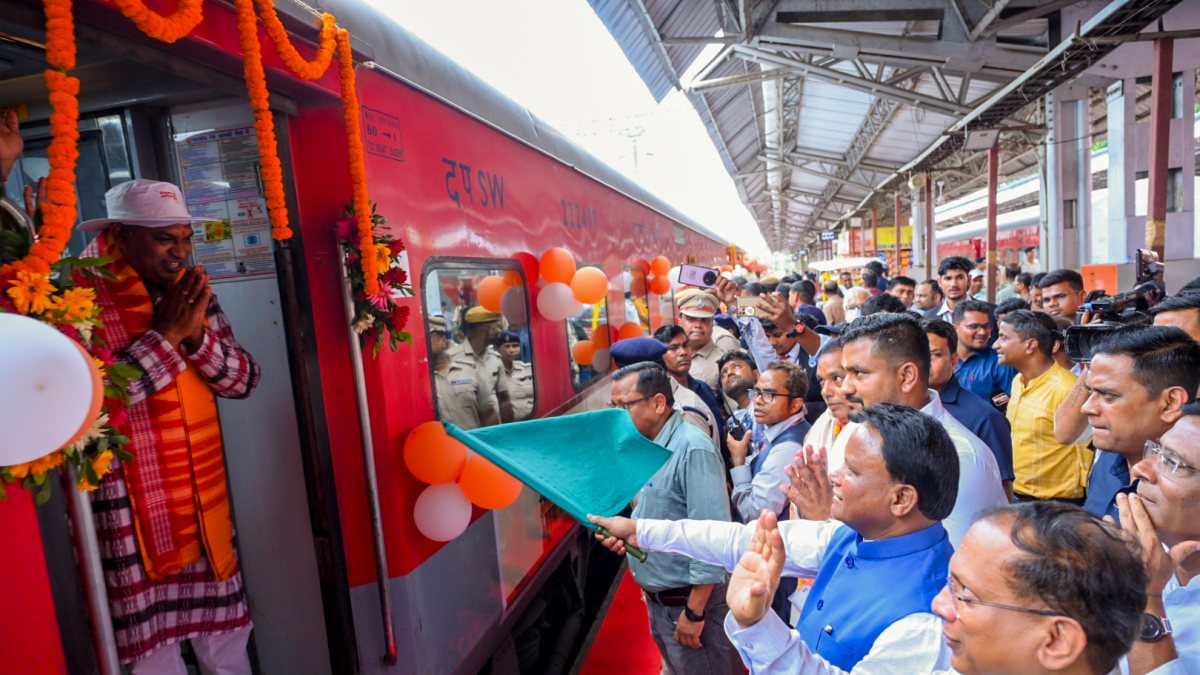Odisha CM flags off special train for Somnath Parva