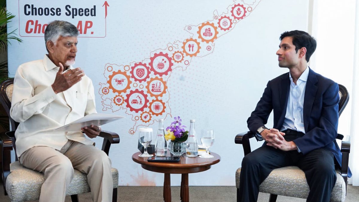 Chandrababu Naidu meets YCH Logistics operations head in Singapore