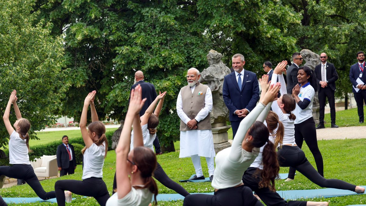 Modi and Slovak president watch yoga session at palace