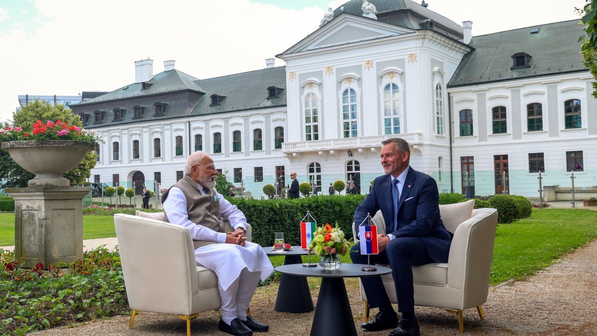 PM Modi meets Slovak President Pellegrini in Bratislava