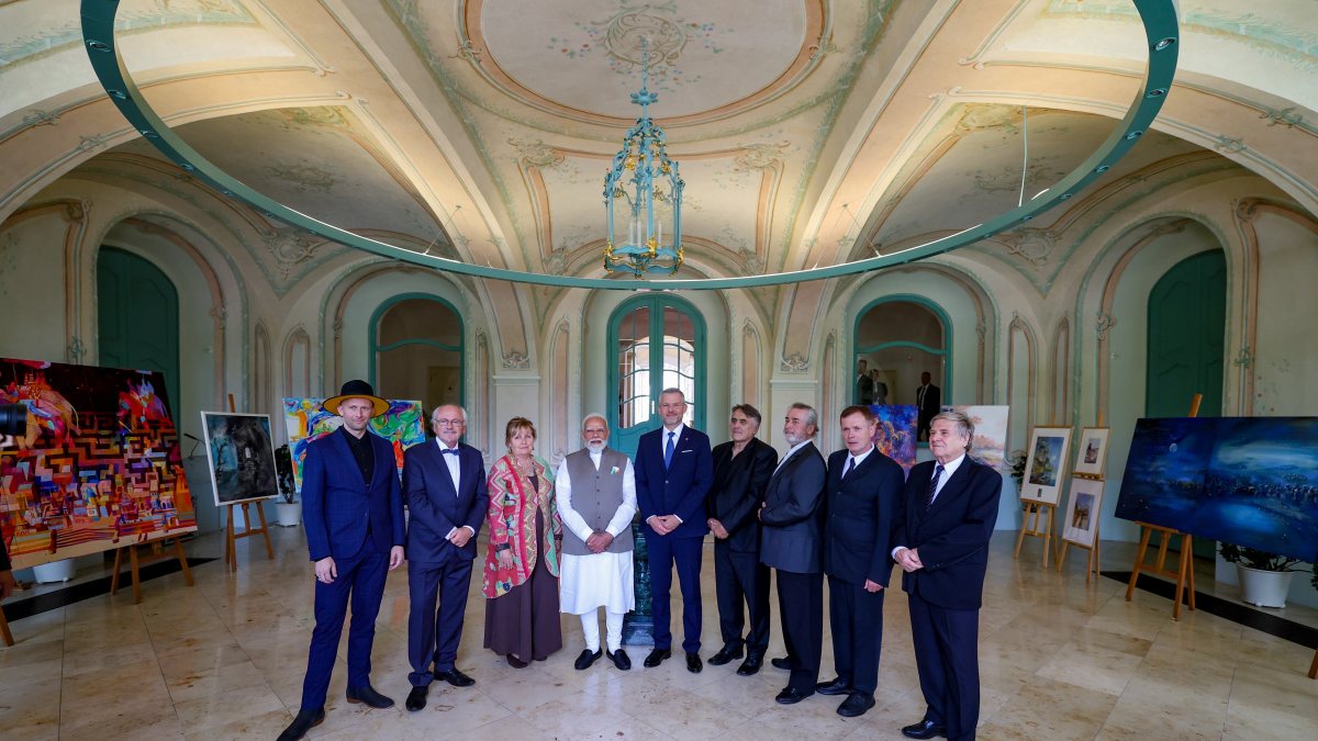 Modi visits Varanasi art exhibition in Bratislava with Slovak president