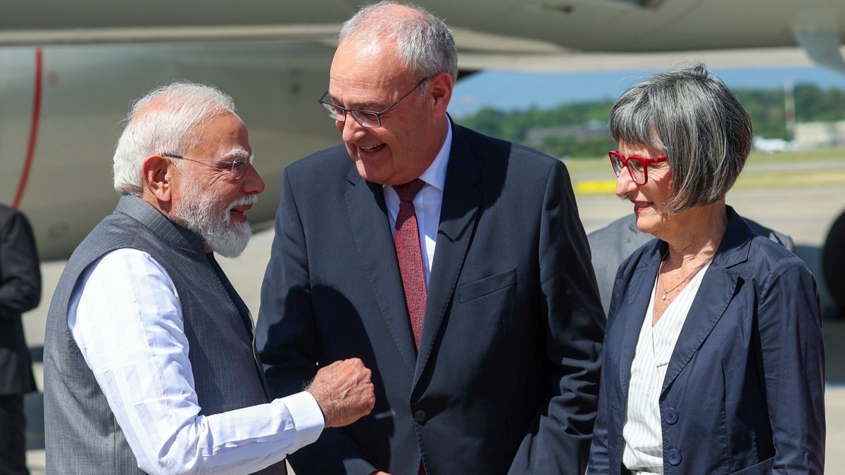 Modi arrives in Geneva, welcomed by Swiss President Parmelin