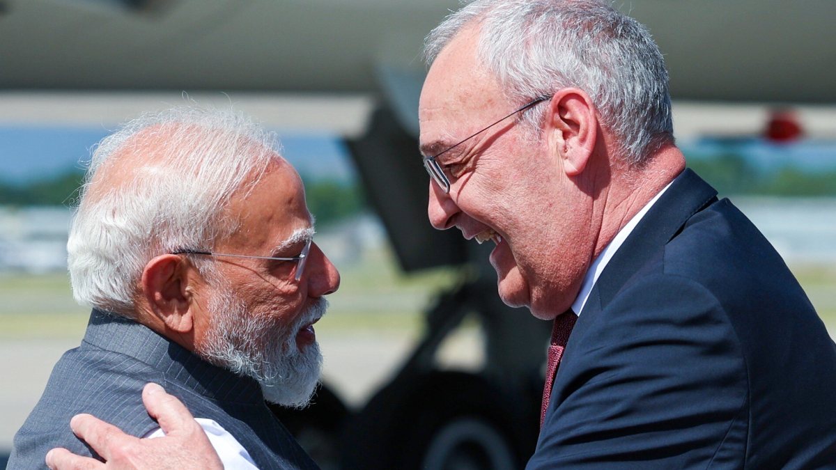 Prime Minister Narendra Modi being received by President of the Swiss…