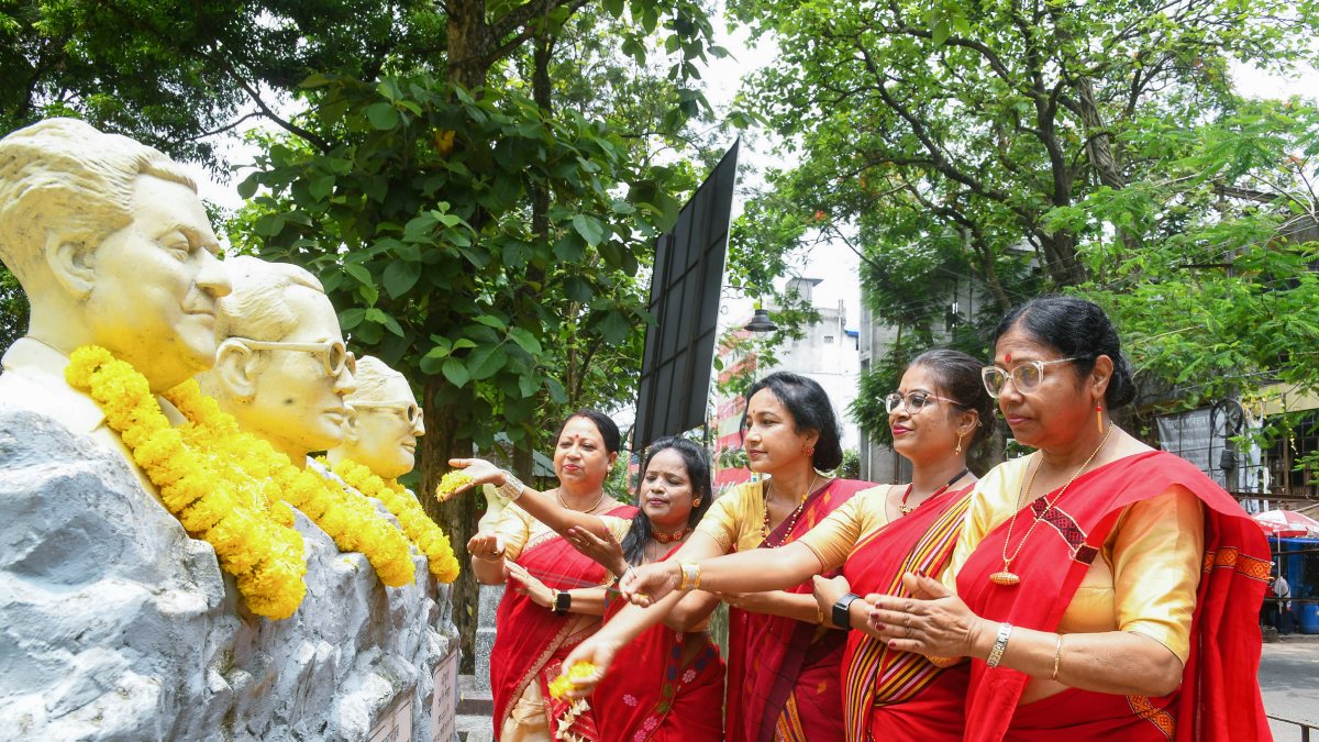Women pay floral tribute to Jyoti Prasad Agarwala in Tezpur