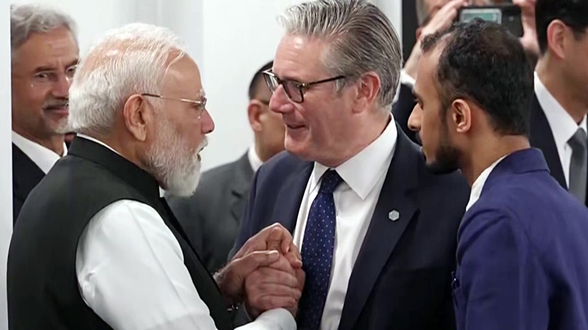 Modi meets UK PM Starmer at G7 Summit in Evian