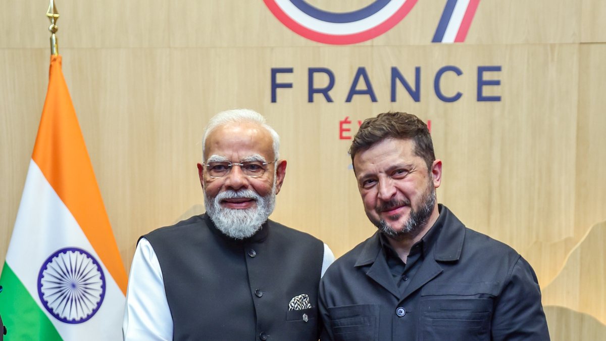 Modi and Zelenskyy hold bilateral meeting at G7 Summit