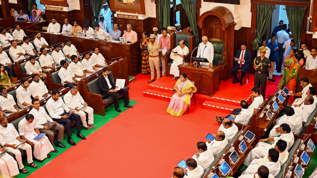 Tamil Nadu governor addresses first session of 17th assembly