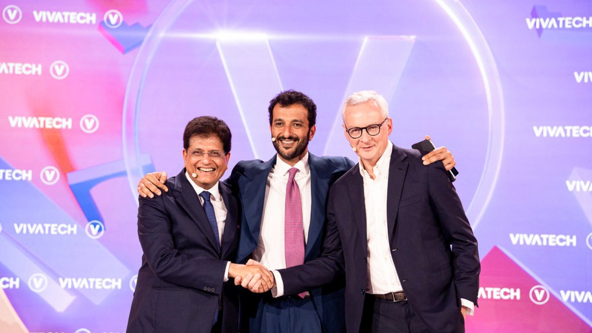 Piyush Goyal poses with UAE and France ministers at VivaTech