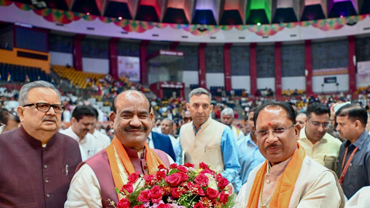 Om Birla attends Acharya Padorohan Mahotsav in Raipur