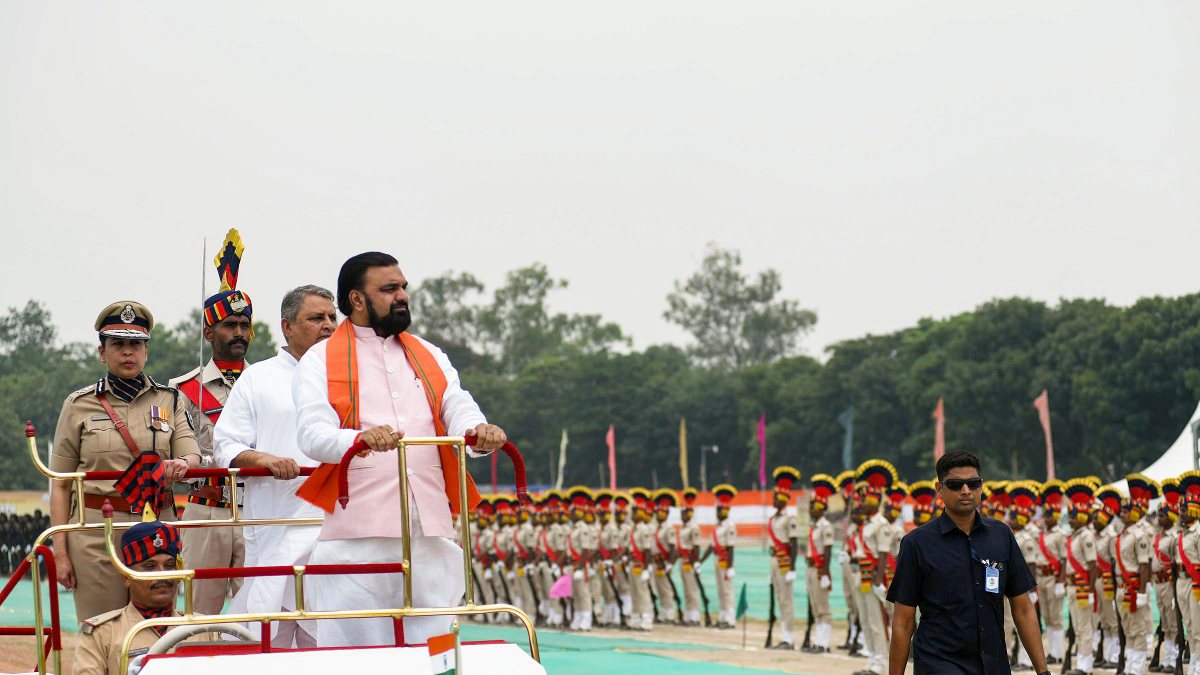Bihar CM Samrat Choudhary inspects Guard of Honour at Home Guard parade