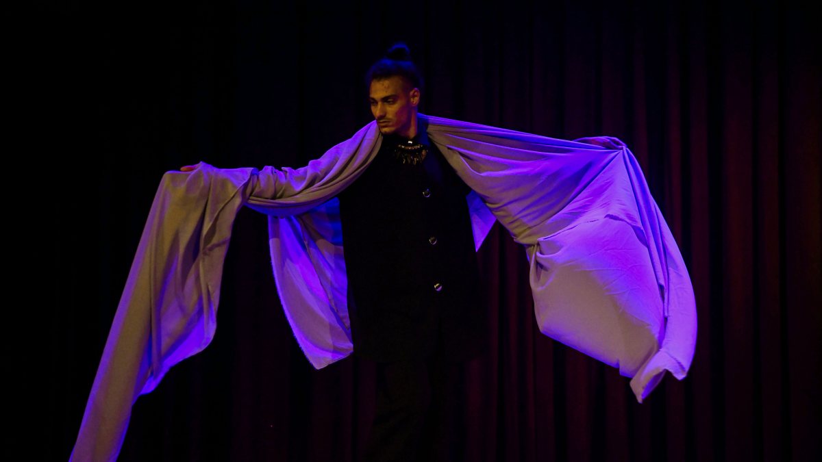 Artist performs contemporary dance at Selas event in New Delhi