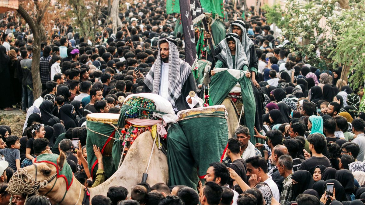 Shia devotees take out Muharram procession in Lucknow