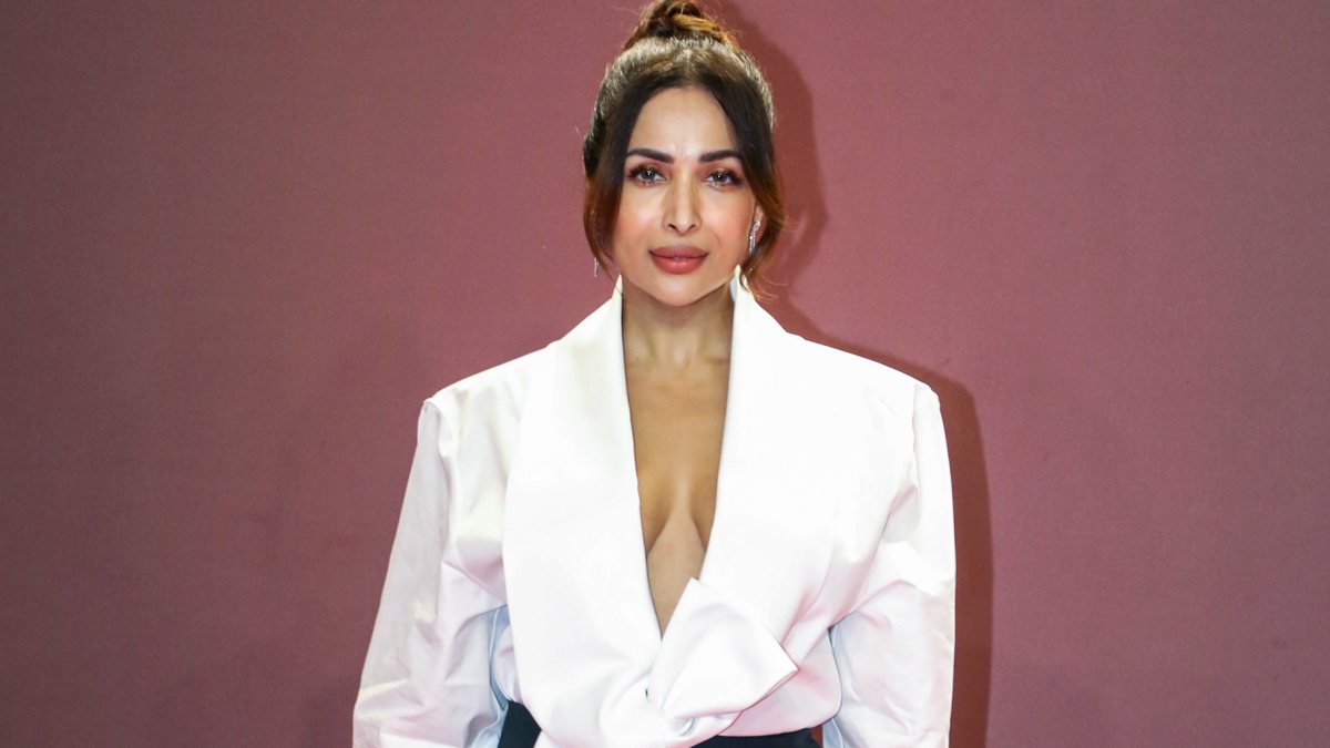 Malaika Arora dazzles at BT Headliners red carpet event