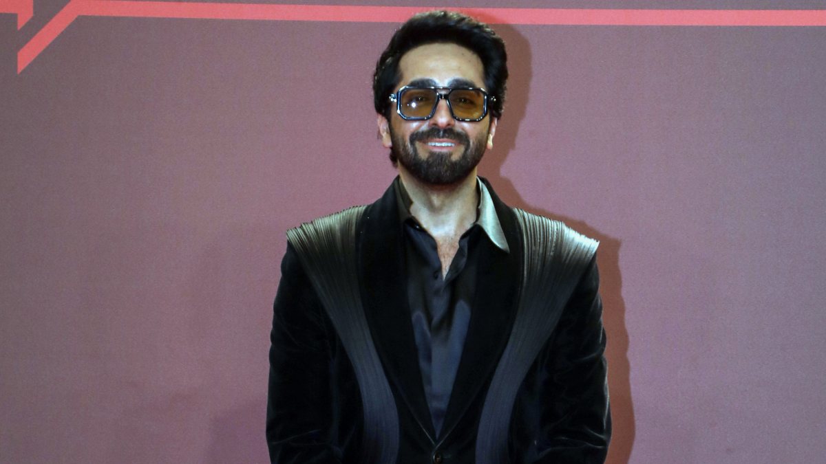 Ayushmann Khurrana walks the red carpet at BT Headliners in Mumbai
