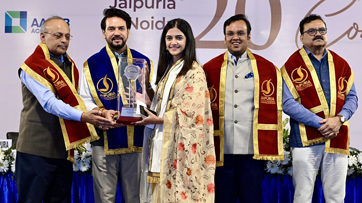 BJP MP Anurag Thakur awards graduate at Jaipuria Institute convocation