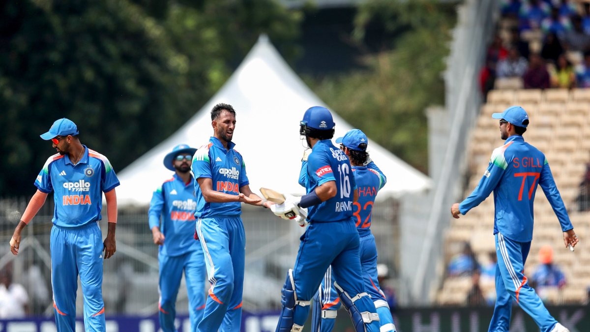 Prasidh Krishna and teammates celebrate Rahmat Shah's wicket in Chennai ODI