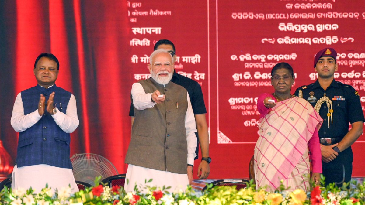 President Murmu, PM Modi inaugurate Odisha development projects
