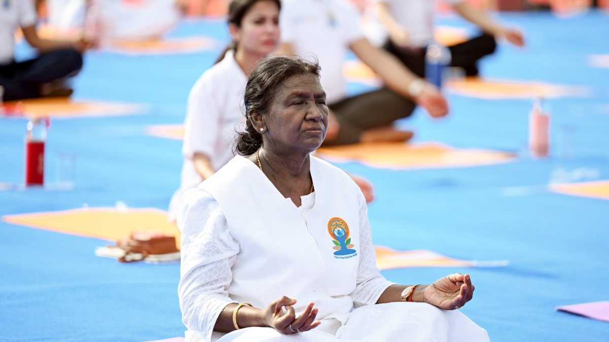 President Droupadi Murmu performs yoga on International Yoga Day