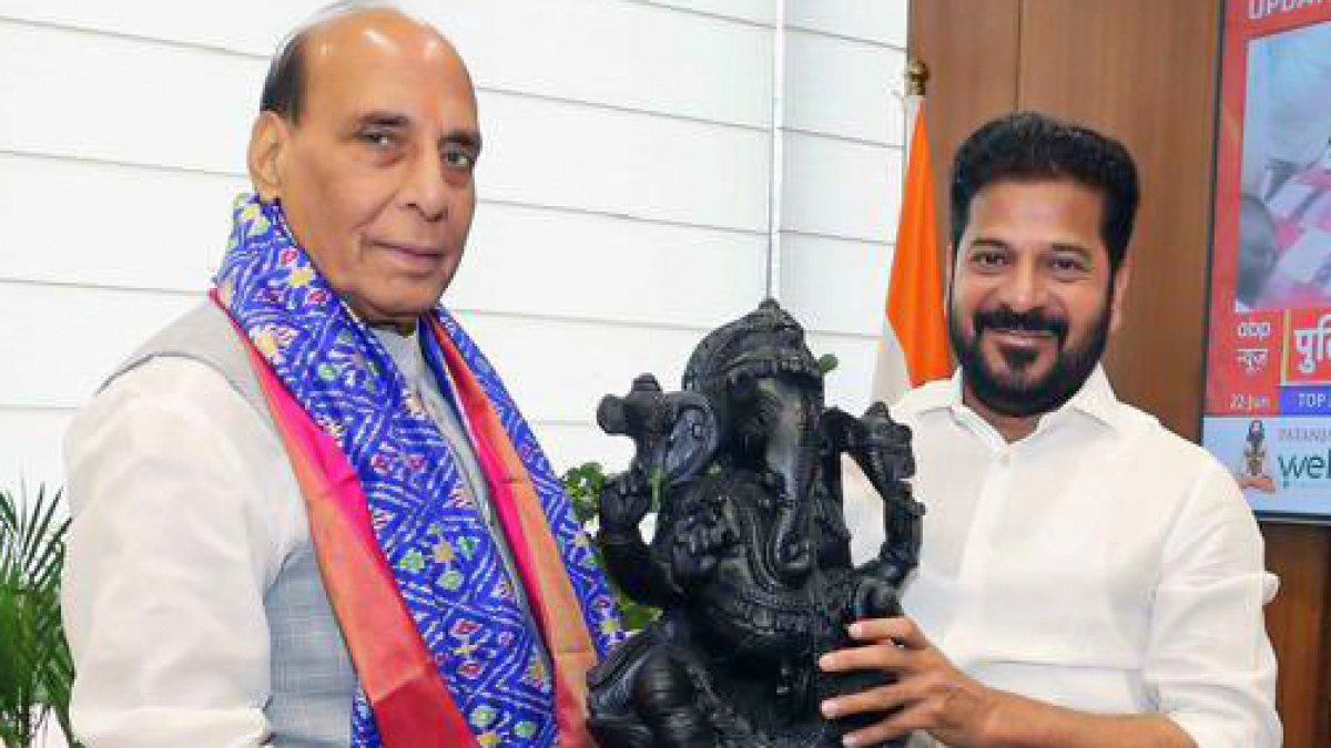 Rajnath Singh meets Telangana CM Revanth Reddy in Delhi