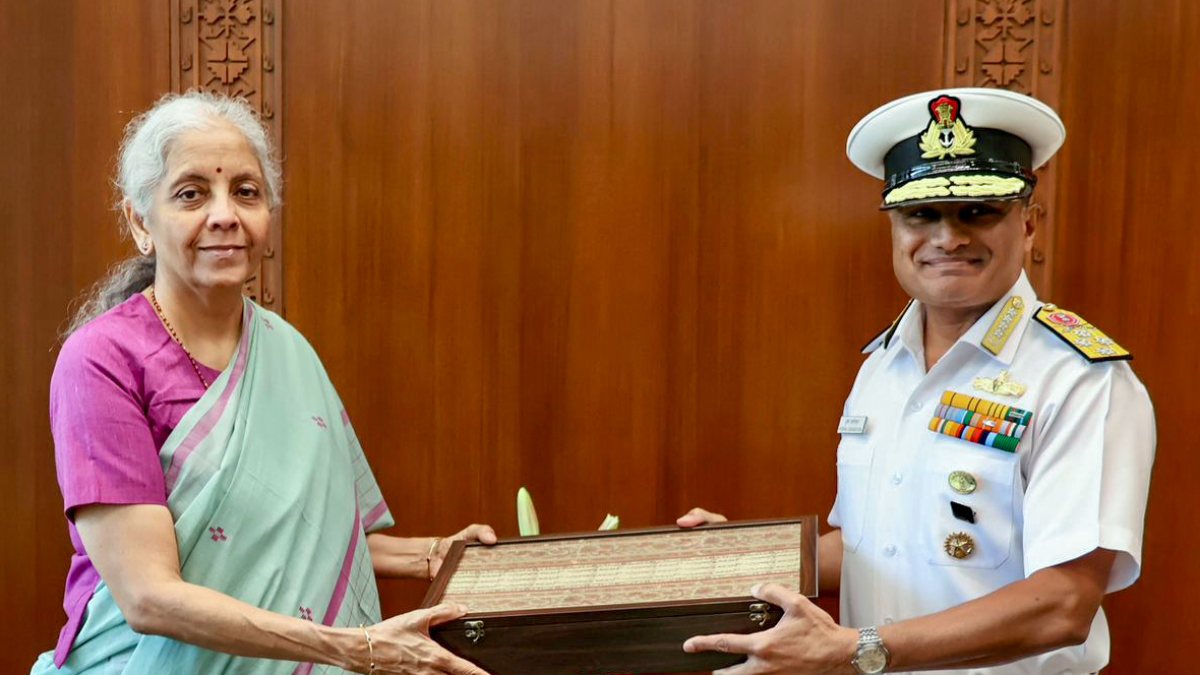 Naval chief Admiral Swaminathan meets Finance Minister Sitharaman