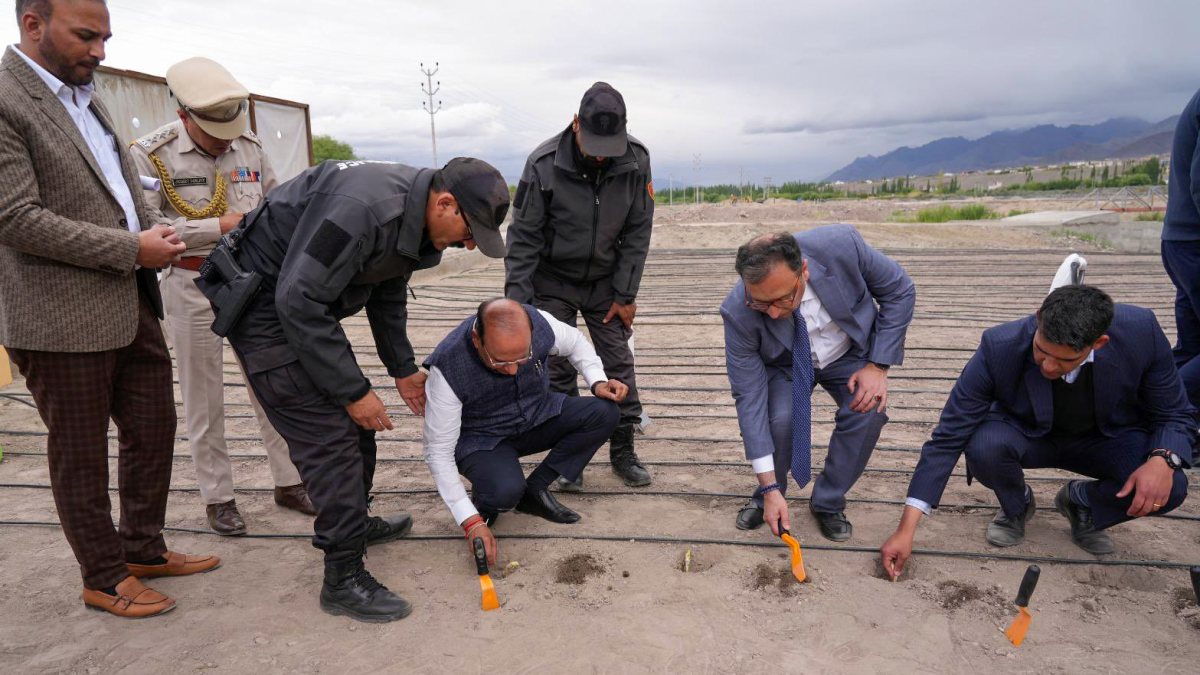 Ladakh LG lays foundation stone for high-altitude floriculture project