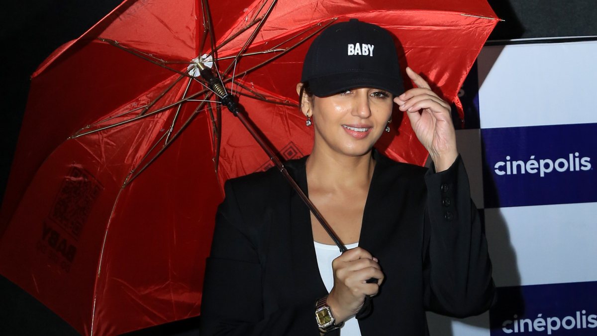 Huma Qureshi promotes crime-comedy 'Baby Do Die Do' in Jaipur