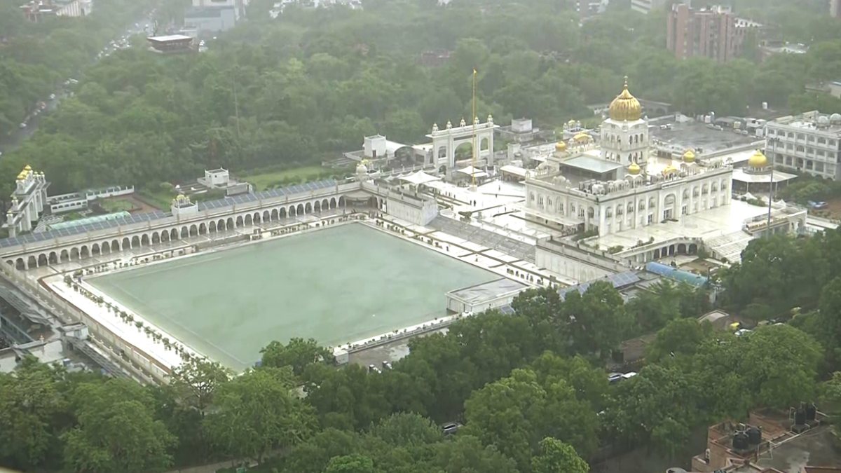 Aerial view of Gurudwara Bangla Sahib amid afternoon rain in Delhi