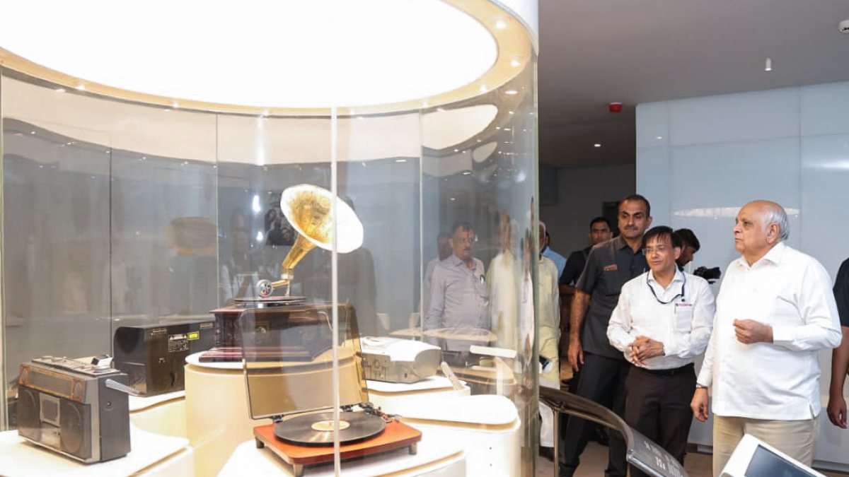 Gujarat CM Bhupendra Patel reviews Music Museum construction in Vadnagar