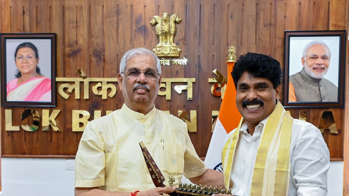 Kerala agriculture minister meets governor at Lok Bhavan