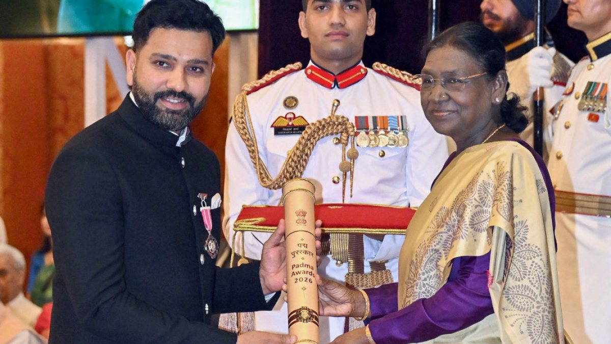 President Murmu confers Padma Shri on Rohit Sharma
