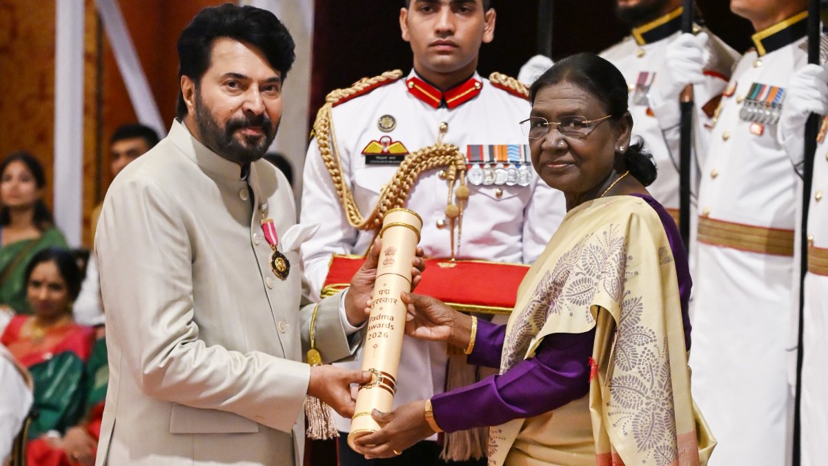 President Murmu confers Padma Bhushan on Mammootty at Rashtrapati Bhavan