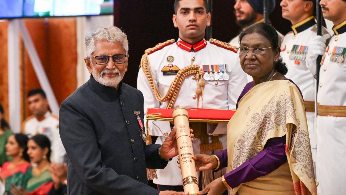 President Murmu confers Padma Shri to actor Maganti Murali Mohan